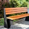 Parkbank Soma 8 Parkbank Soma met fraai gezette zijsteunen en hardhouten zitting en rugleuning